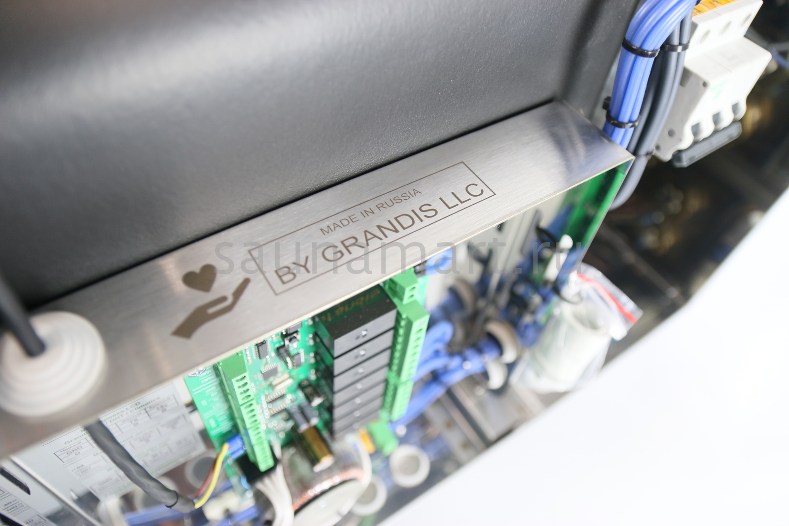 Steam generator DHT 60 (с датчиком влажности) Steam generator DHT 60 (с датчиком влажности)