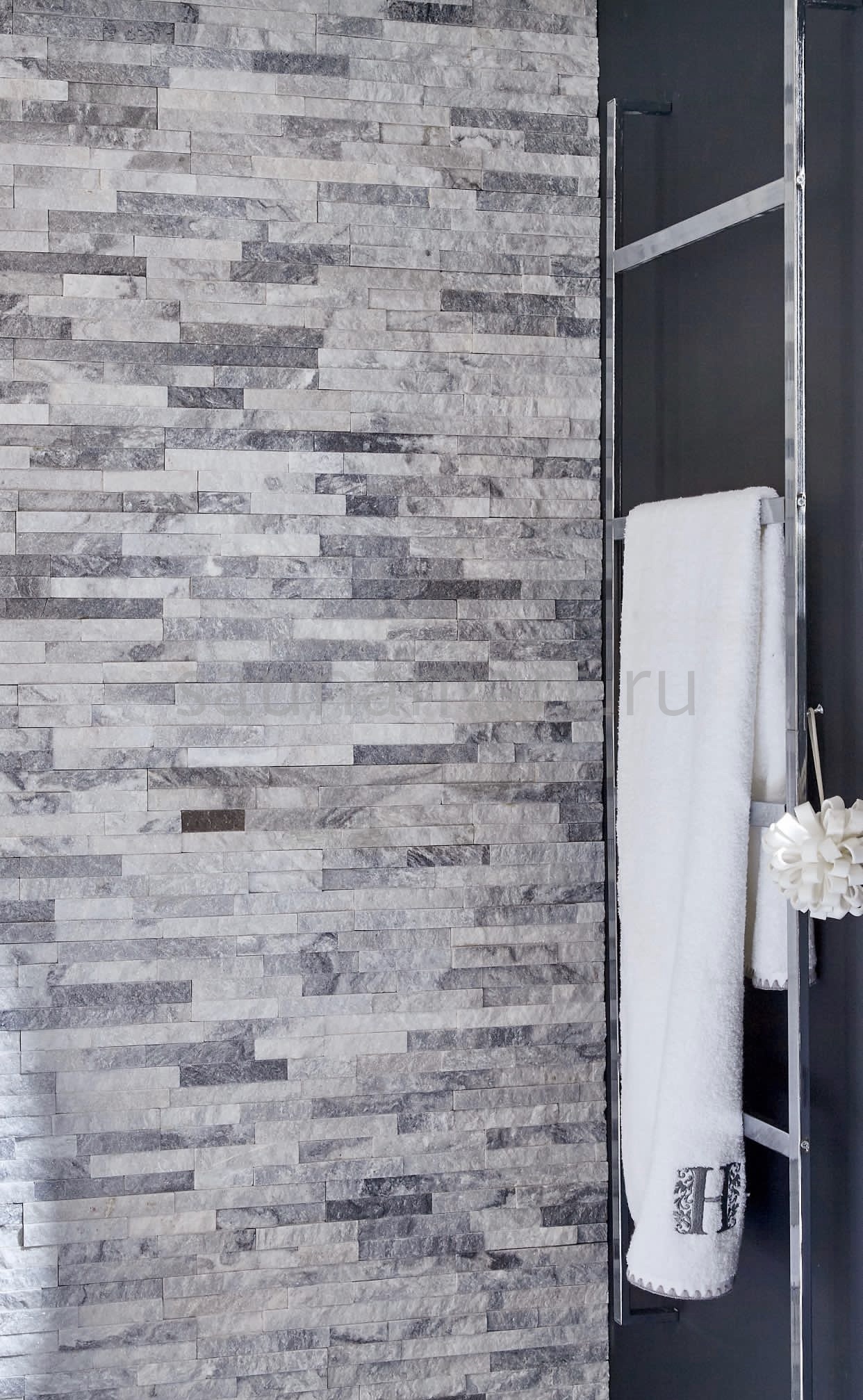 Камень натуральный Кварцит бело-серый плитка 600х150мм 10-20мм НЕО (0.54 м2/уп) Камень натуральный Кварцит бело-серый плитка 600х150мм 10-20мм НЕО (0.54 м2/уп)